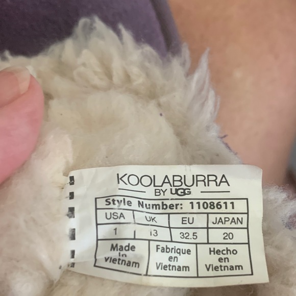 UGG Koolaburra Purple Kids Boots size 1 - Picture 14 of 14